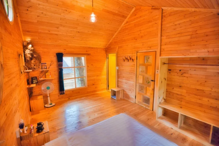 Treehouse 03