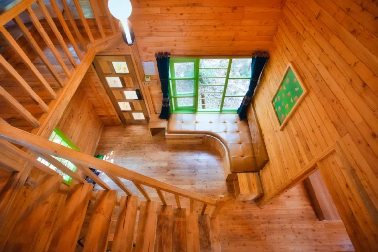 Treehouse 03