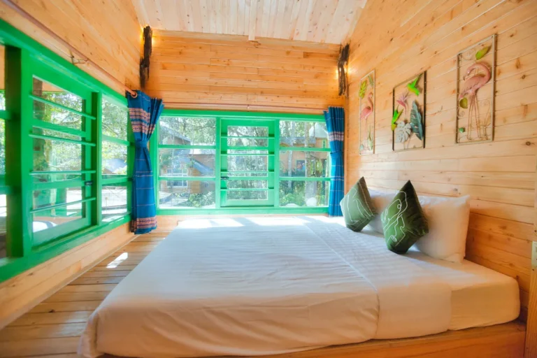Treehouse 04