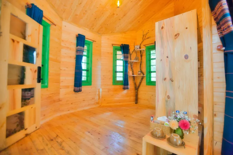 Treehouse 04