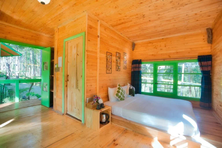 Treehouse 05